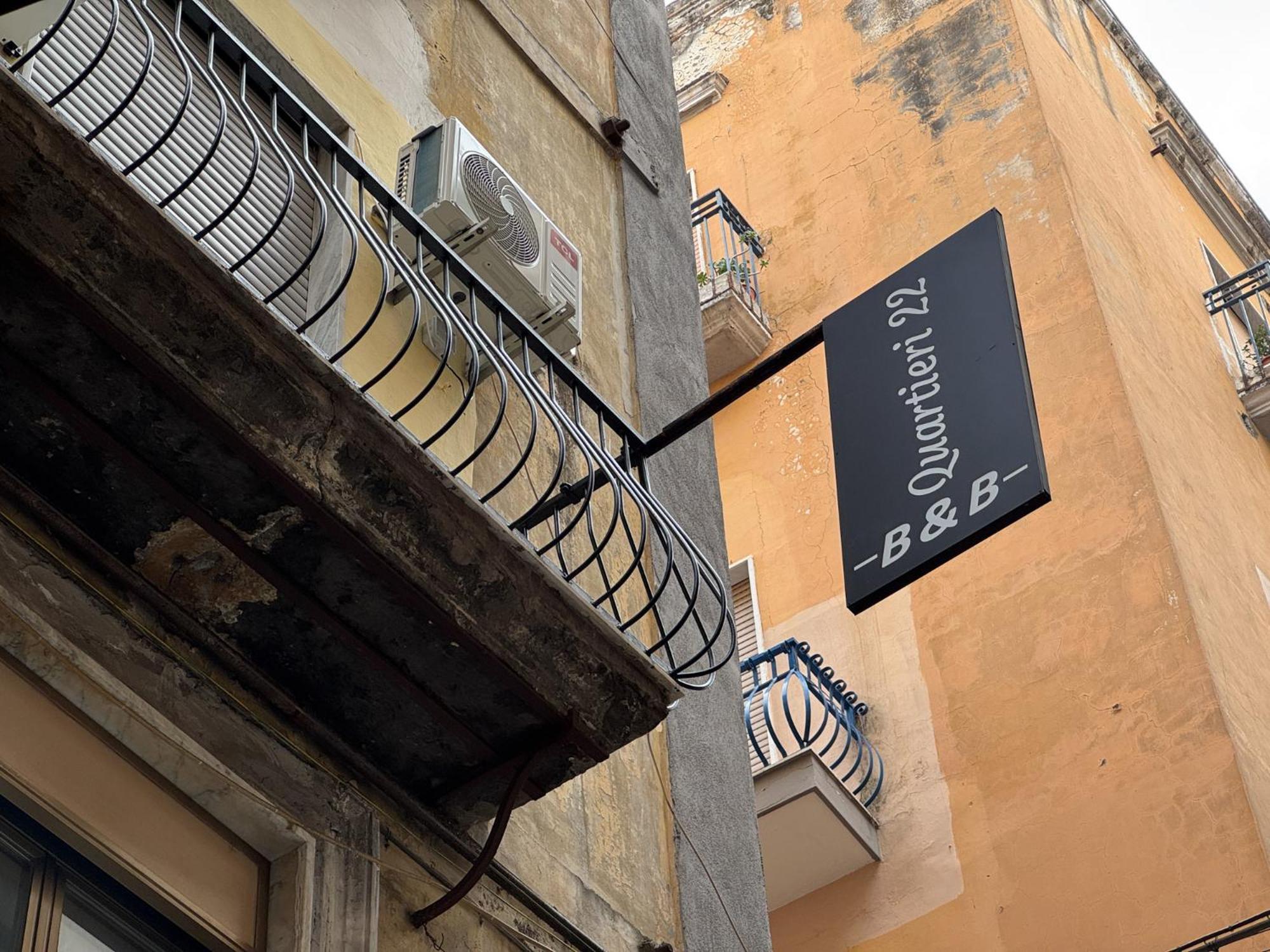 Quartieri22 Naples Luaran gambar